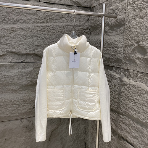 Moncler M0N﹡CLE﹡ COAT 4290