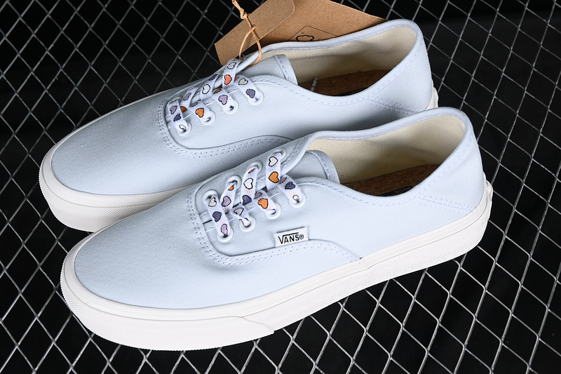 【200】[VN0A4BX5BGW]-[AUTHENTIC VR3 WHITE∕BLUE]-[WOMAN︰35-39]-[MAN︰40-44](6CF4)