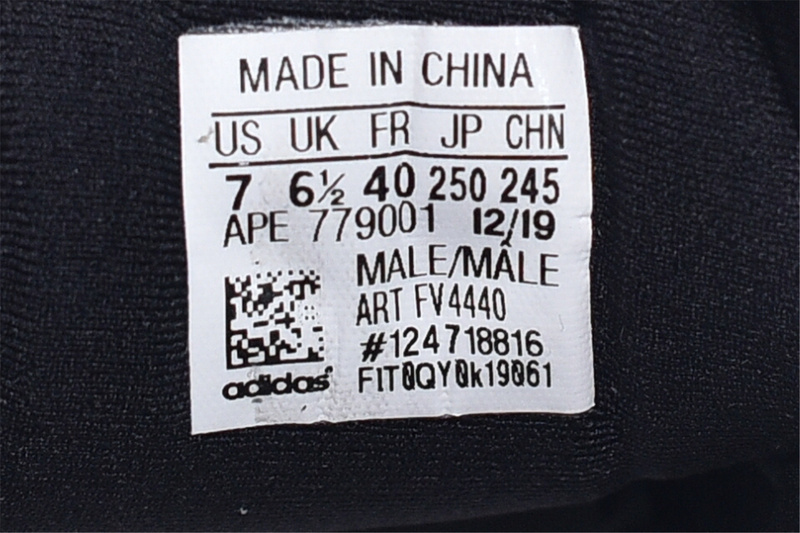 yeezy 700 FV4440 36 4794E7