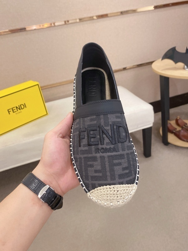 FENDI Men shoes -FENDI 0004C144