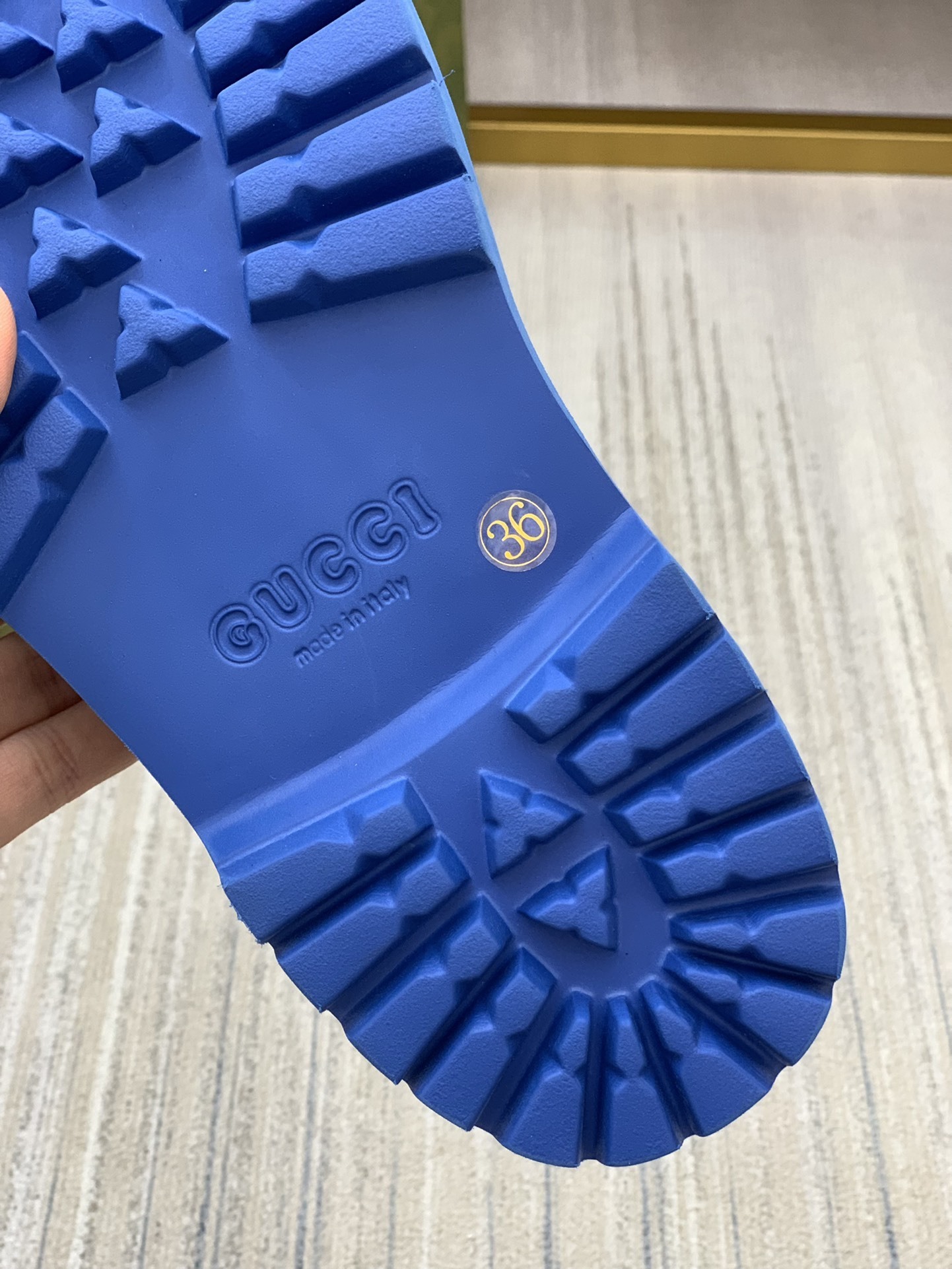 gucci shoes/sneakers-094