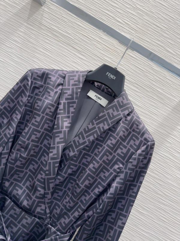 Fendi Women clothes -FENDI 011301B3