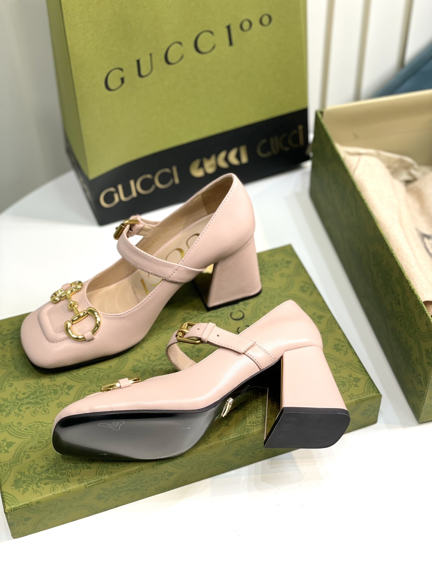 gucci shoes/sneakers-298