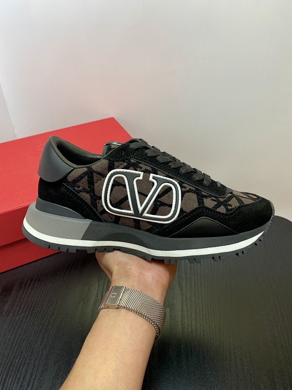 valentino shoes /sneakers-231