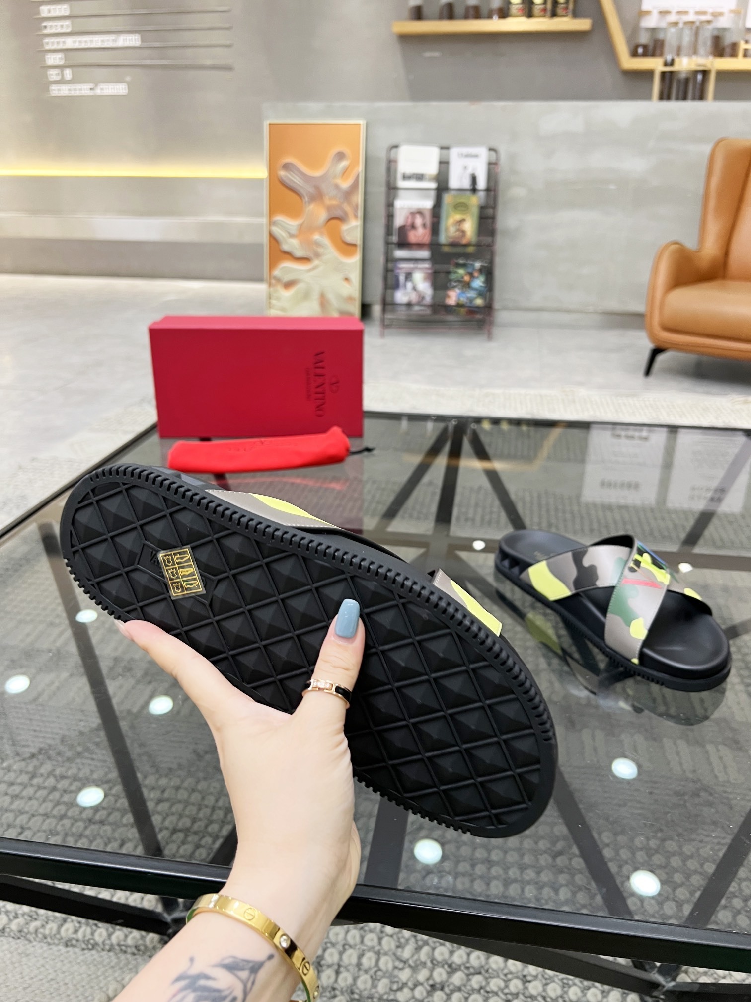 valentino shoes /sneakers-118