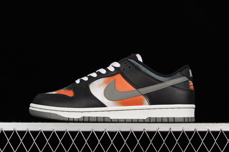 dunk 330 DM0108 001 DUNK LOW GRAFFITI PACK BLACK RED UNISEX 36 46 9593