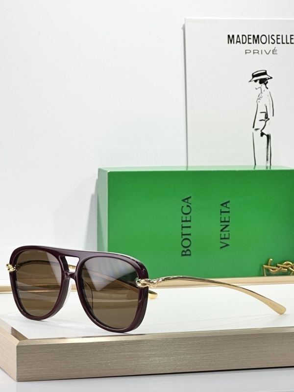 Bottega Veneta glasses -BV 0004412C