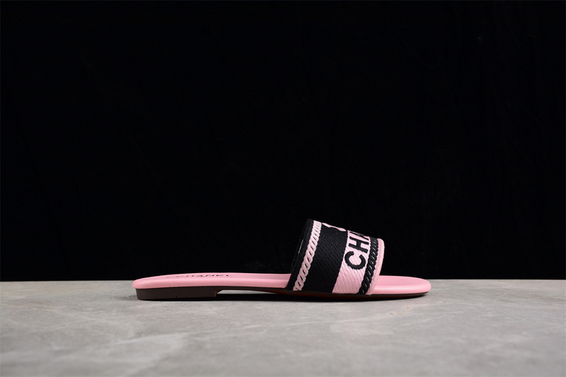 Sandal 【280】[EMBROIDERED SLIPPERS PINK∕BLACK]-[WOMAN︰34-40] 3CBF