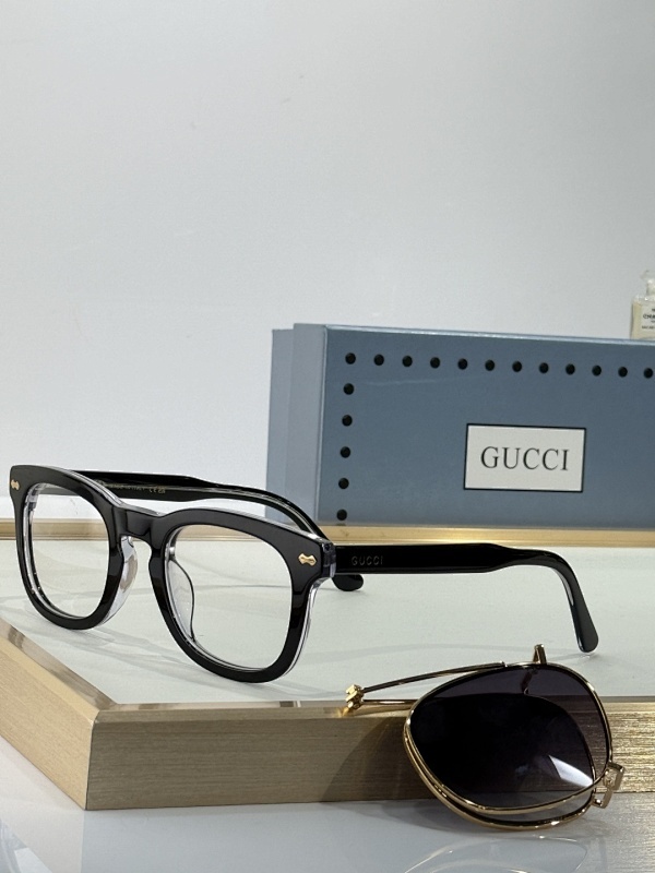 Gucci glasses -GUCCI 0017