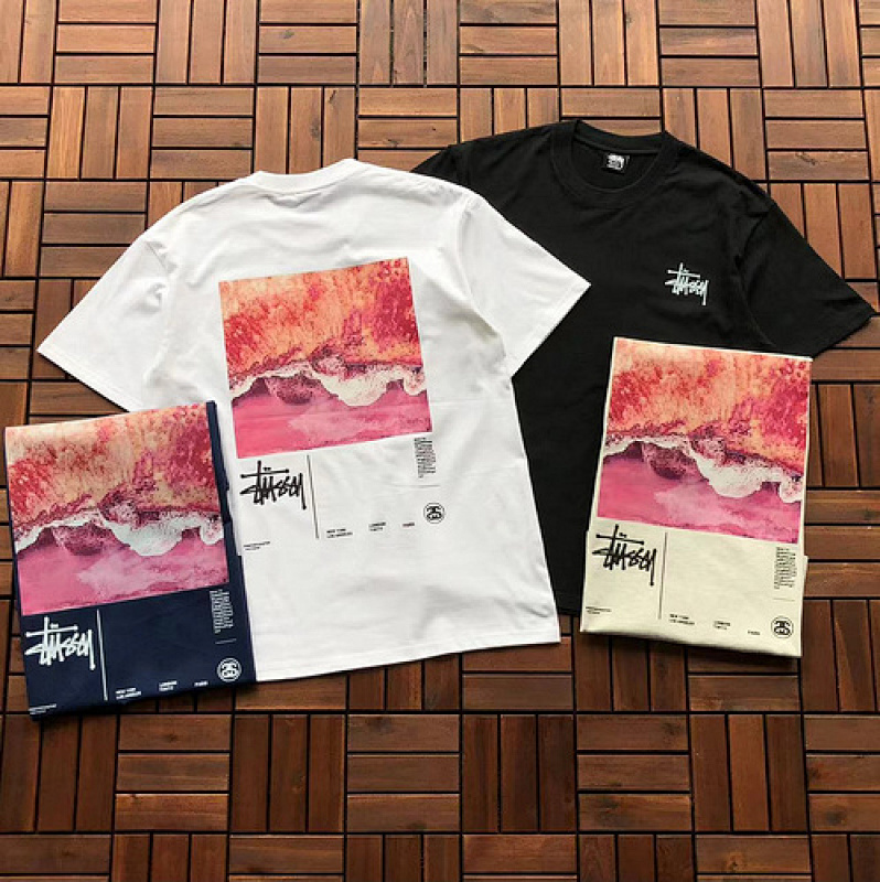 t shirts . 85 STUSSY T SHIRT 1030327 im 168cm 55kg i wear size M in the phot F25B