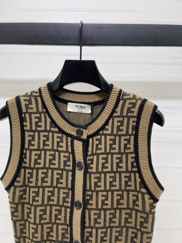 Fendi Women clothes -FENDI 096F1B3