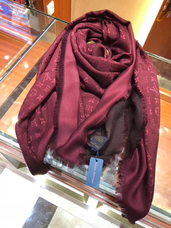 Brand Scarf and Blanket LV SCARF 111021AV37D3