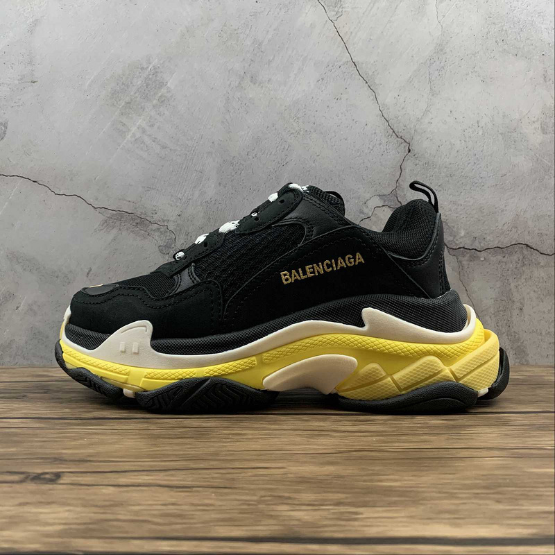 triple s 470 BA LEN CIAGA TRIPLE S SNEAKER DADSHOE WINE RED BLACK WHITE WOMAN 36 39 MAN 40 47