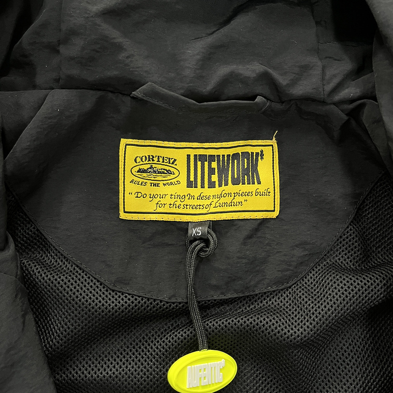 trapstar 280 Yellow and black jacket E0F6