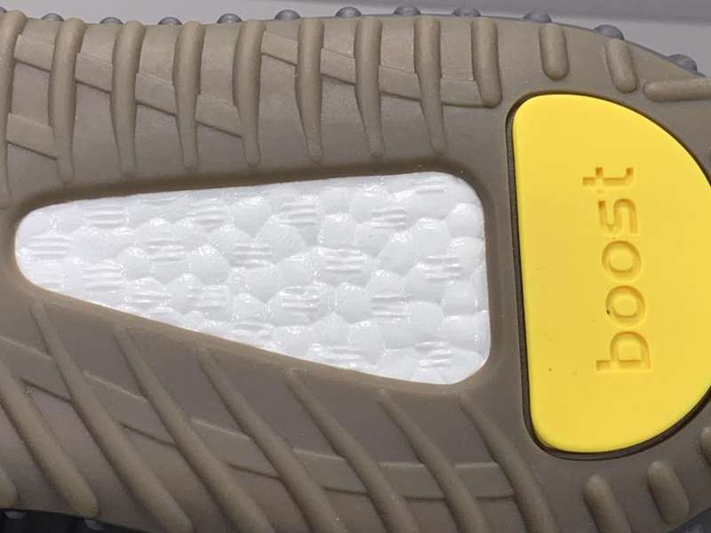 yeezy 350 550 FY4176 YEEZY BOOST 350 V2 CINDER REFLECTIVE CINDER CINDER CINDER WOMAN... D8C8