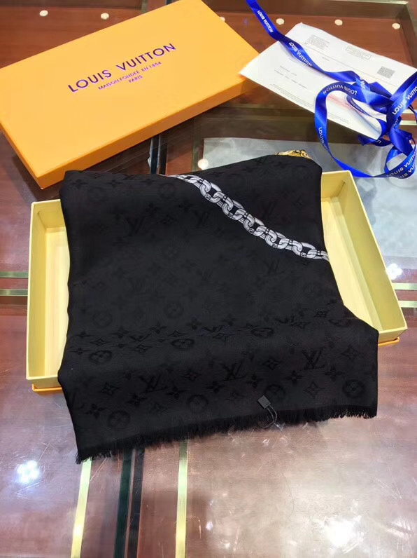 Brand Scarf and Blanket LV SCARF 111022M8751