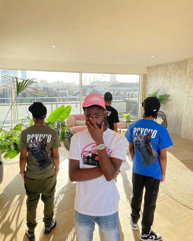 goat 78 Pink and White T shirtA78A