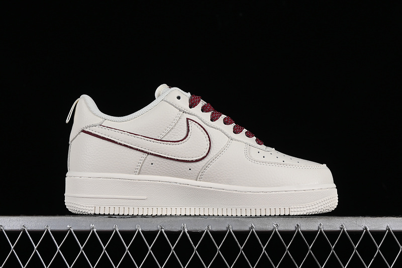 air force 1 320 MJ0319 025 AIR FORCE 1 07 LOW WHITE RED WOMAN 36 39 MAN 40 45 503C