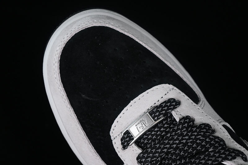 air force 1 340 ME2392 105 SUPREME AIR FORCE 1 07 LOW BLACK GREY WOMAN 36 39 MAN 40 45 8DDD