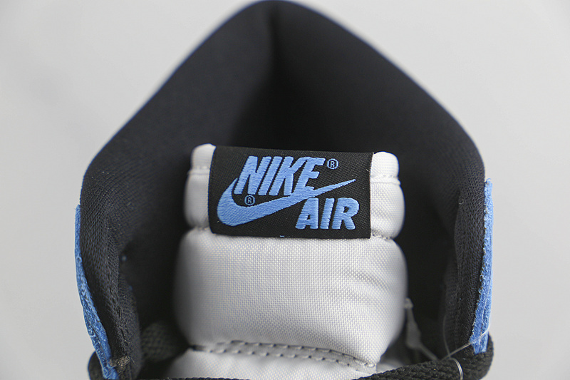 jordan 6 550 555088 134 AIR JORDAN 1 RETRO HIGH OG WHITE UNIVERSITY BLUE BLACK WOMAN 36 39 MA