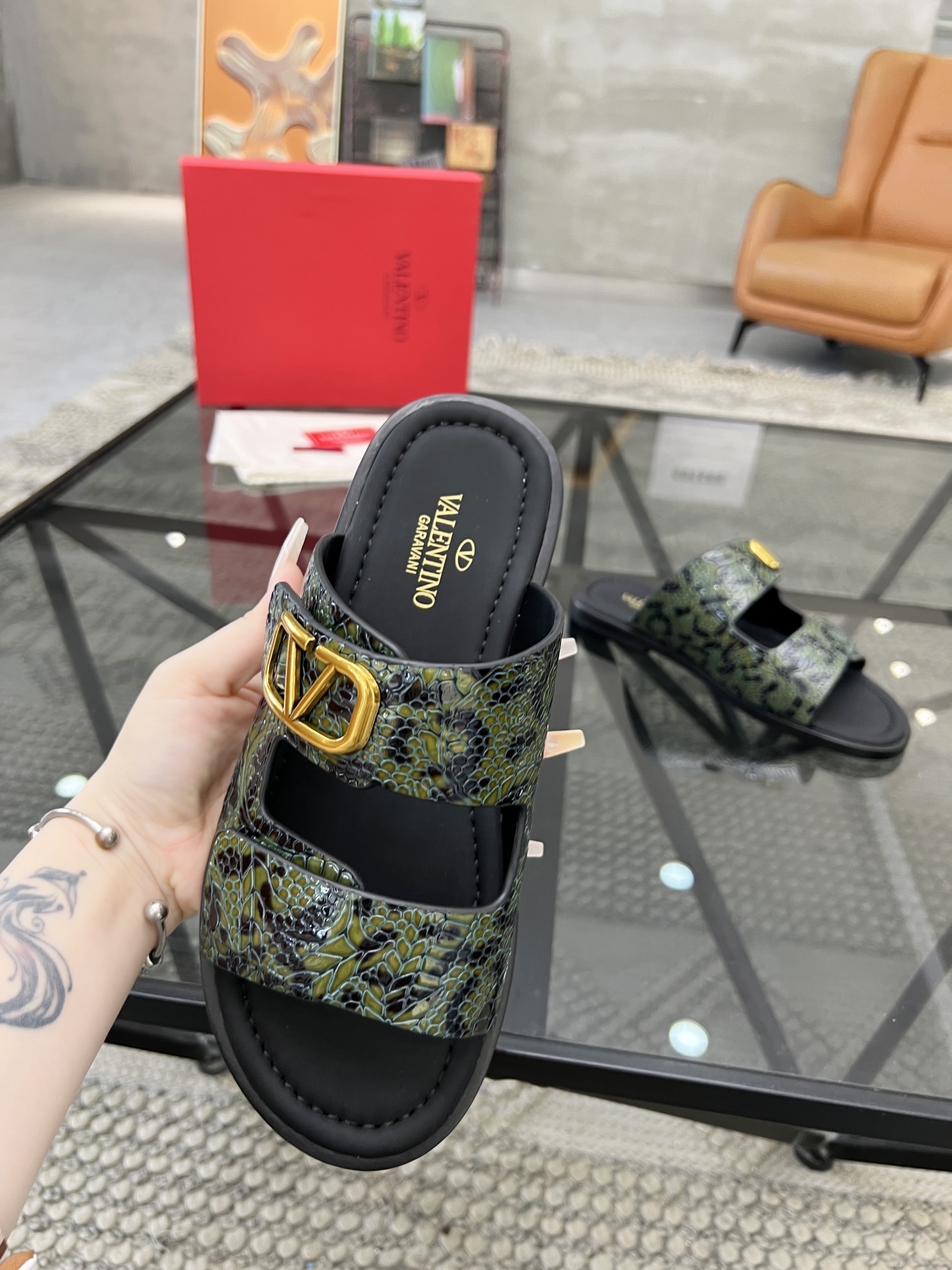 valentino shoes /sneakers-608