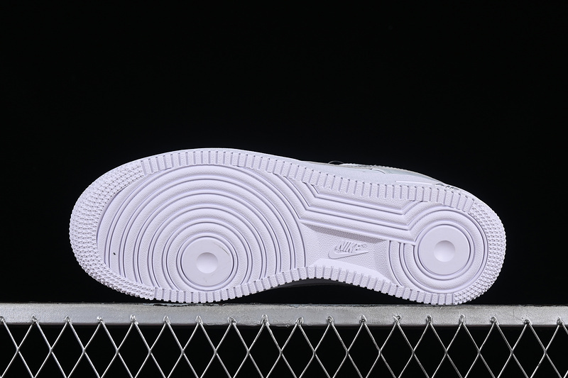 air force 1 300 FN0366 102 AIR FORCE 1 07 LOW WHITE GREY WOMAN 36 39 MAN 40 45 EFC4