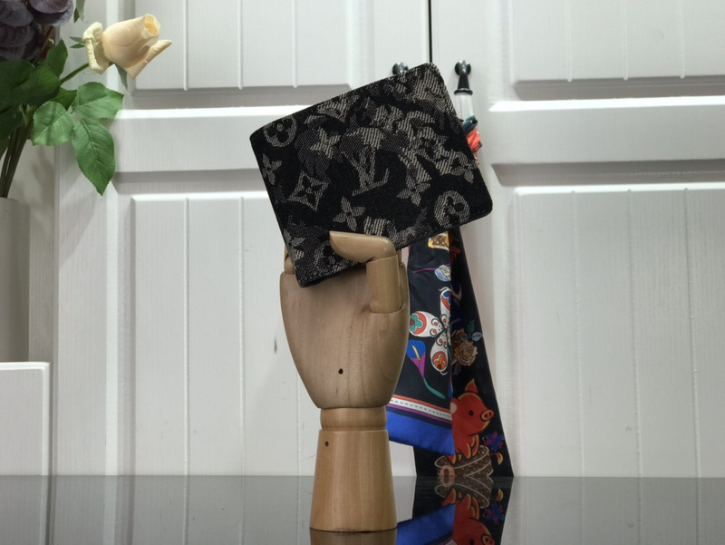 LV MULTIPLE WALLET M80031(EA9E)