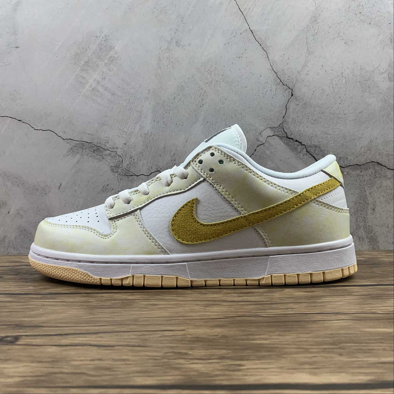 dunk 320 DM9467 700 SB DUNK LOW YELLOW STRIKE YELLOW STRIKE WHITE WOMAN 36 39 MAN 40 46 80EA