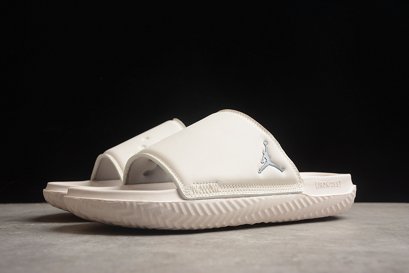 Sandal 【200】[DC9835-600]-[JORDAN PLAY SLIDE LIGHT SOFT PINK∕WOLF GREY]-[MAN︰40-46] 76D0