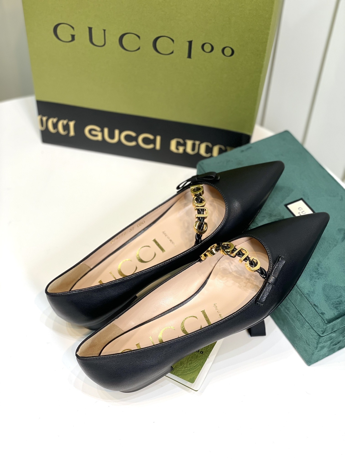 gucci shoes/sneakers-286