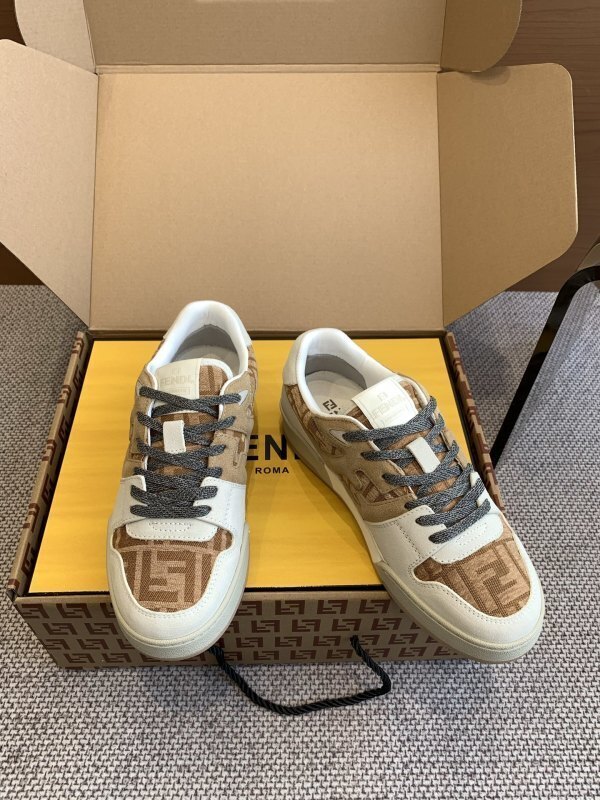 FENDI Women shoes -FENDI 0100CCFA