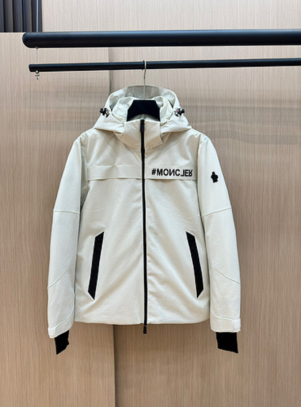 Moncler M0N﹡CLE﹡ COAT A1AA