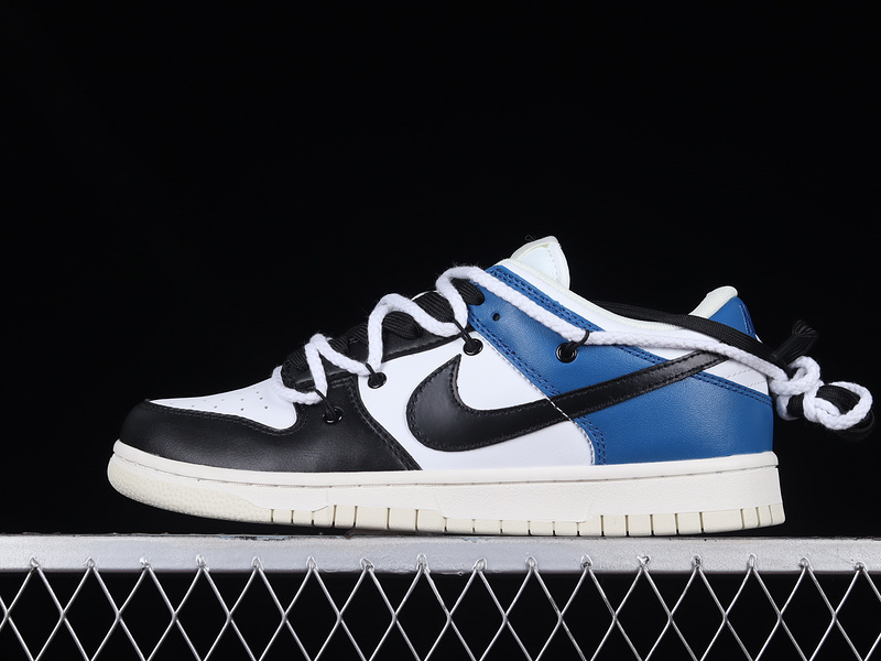 dunk 330 DJ6188 100 DUNK LOW WHITE BLUE BLACK WOMAN 36 39 MAN 40 46 EA35