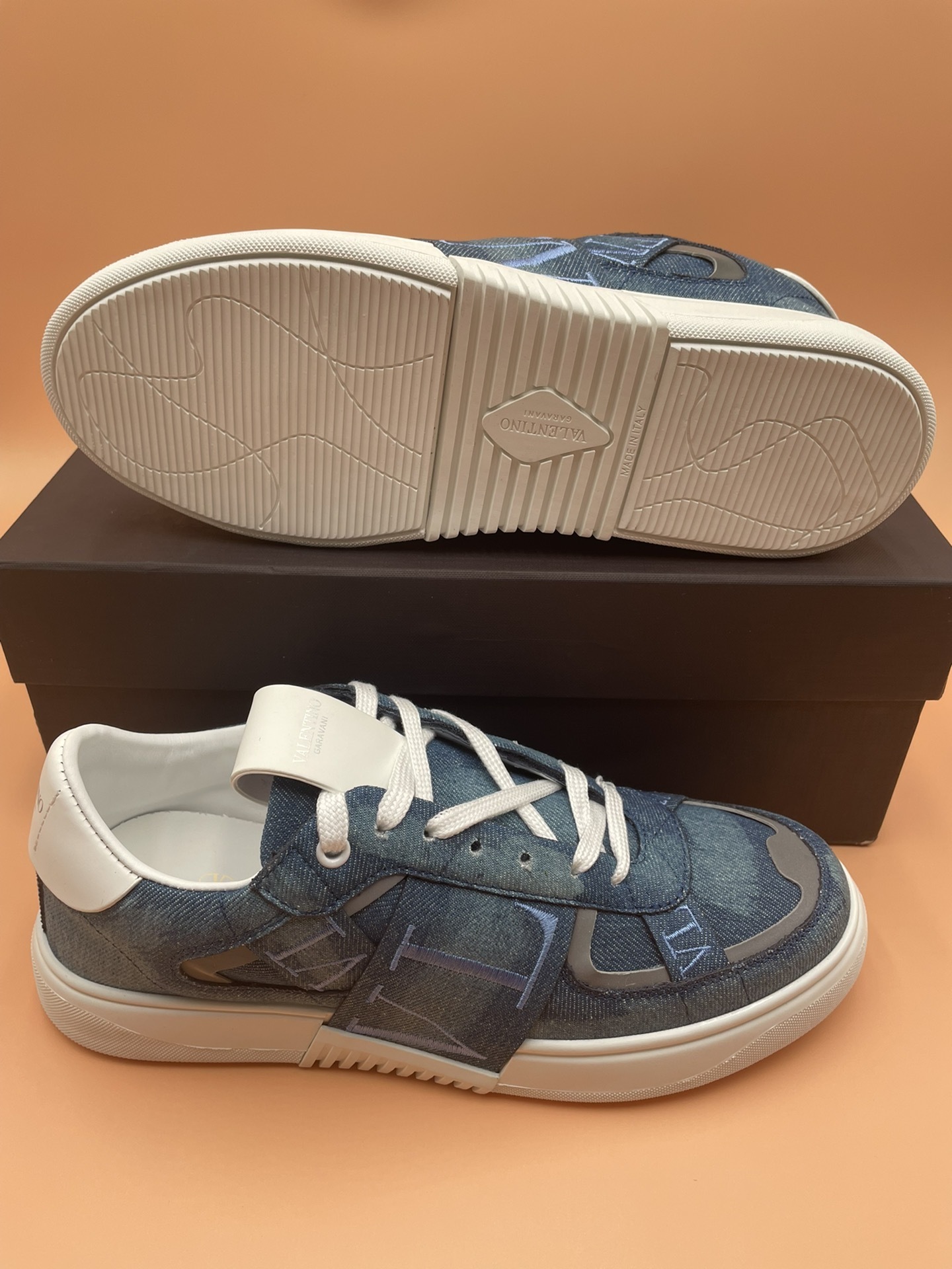 valentino shoes /sneakers-333