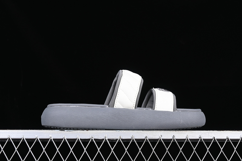 Sandal 【190】[F12W321503FGG]-[FILA THICK SOLED CASUAL BEACH SLIPPERS WHITE∕GREY]-[WOMAN︰