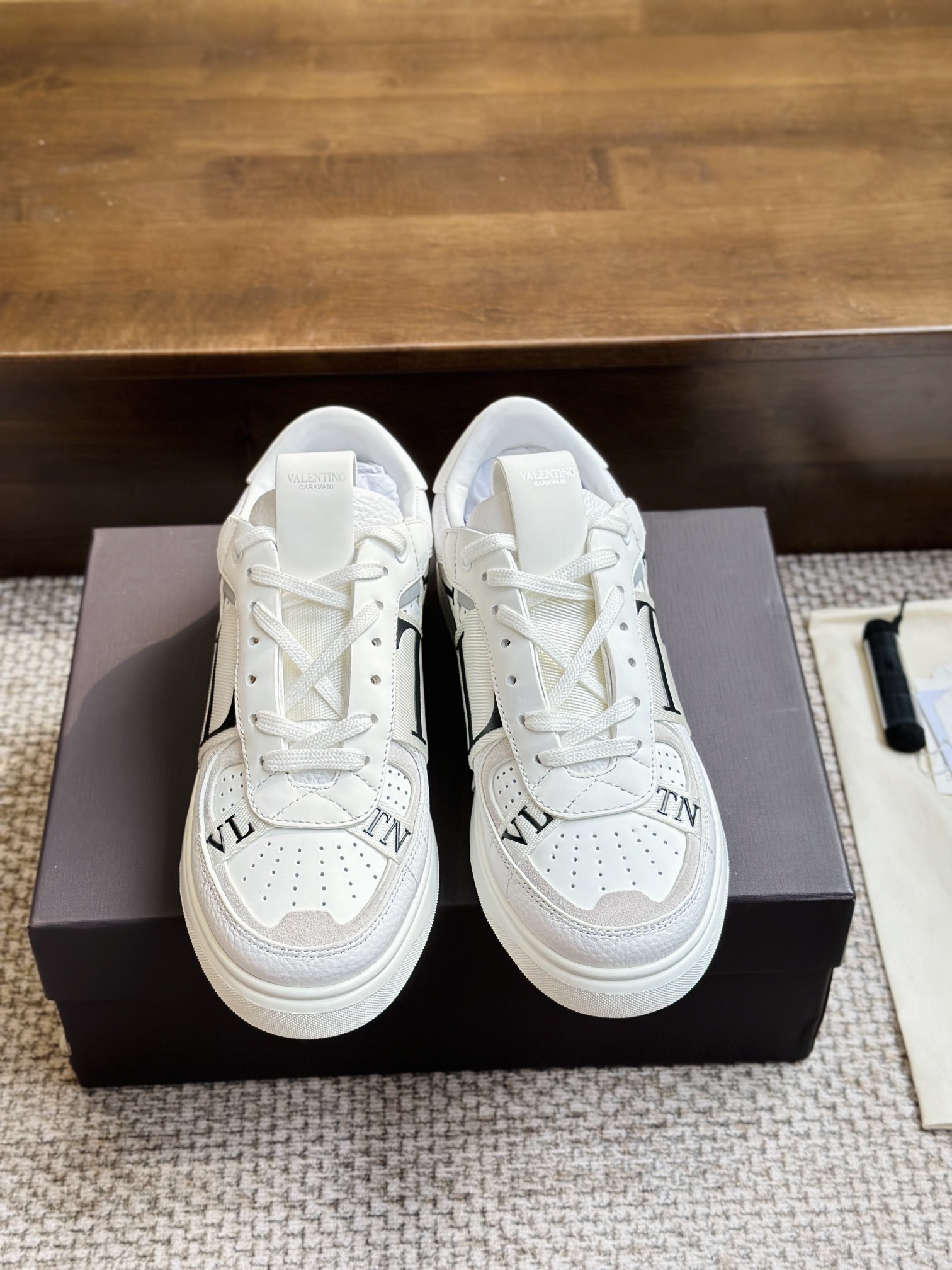 valentino shoes /sneakers-712