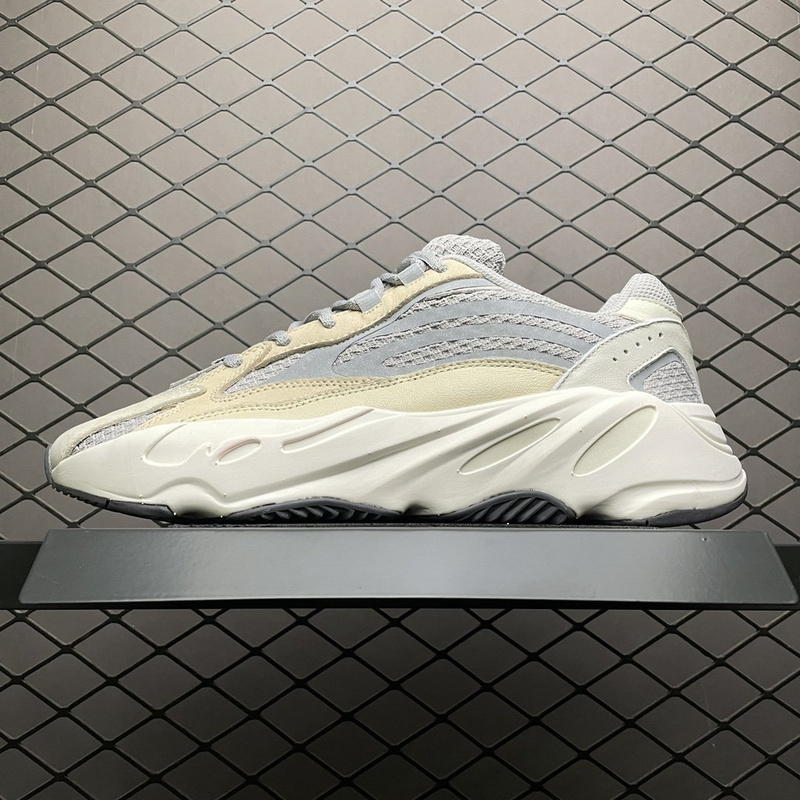 yeezy 700 58USD Adidas YEEZY 700V2 Cream GY7924 36 460EEB