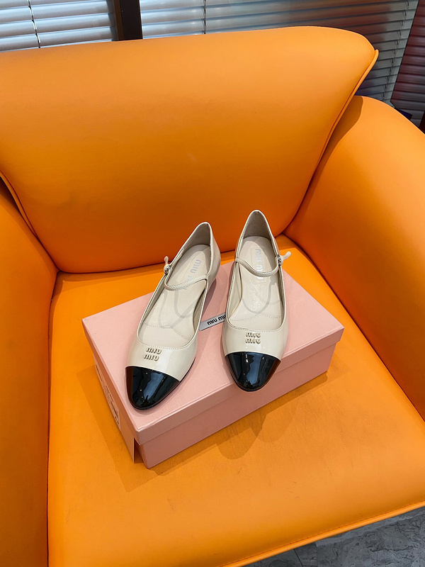 miu miu Miu Baotou sandals 35 40CC55