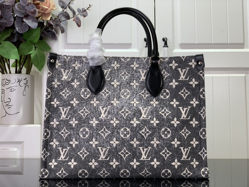 louis vuitton LV Handbag m46448E545
