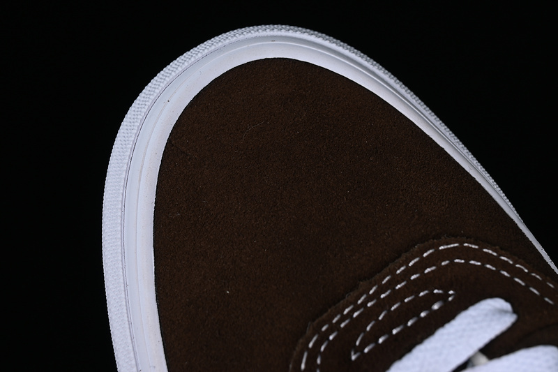 【230】[VN0A4UWY8CL]-[ACER NI SP WHITE∕BROWN∕RED]-[WOMAN︰35-39]-[MAN︰40-44](4B9E)