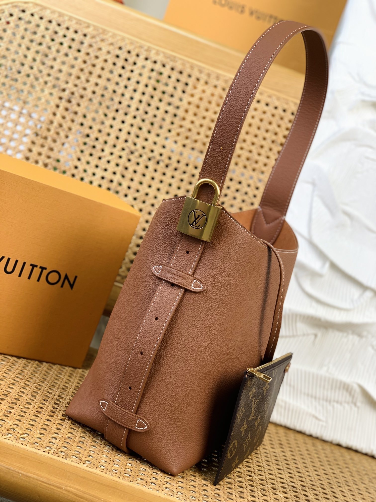 LV-Handbags M25352 Brown(02C4)