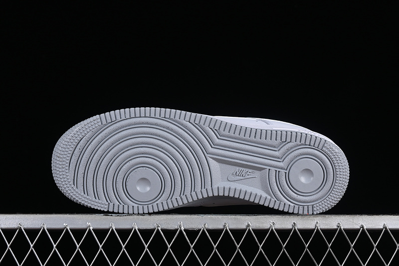 air force 1 280 FJ4146 100 AIR FORCE 1 07 LOW WHITE WHITE LIGHT SMOKE GREY WOMAN 36 39 MAN 40