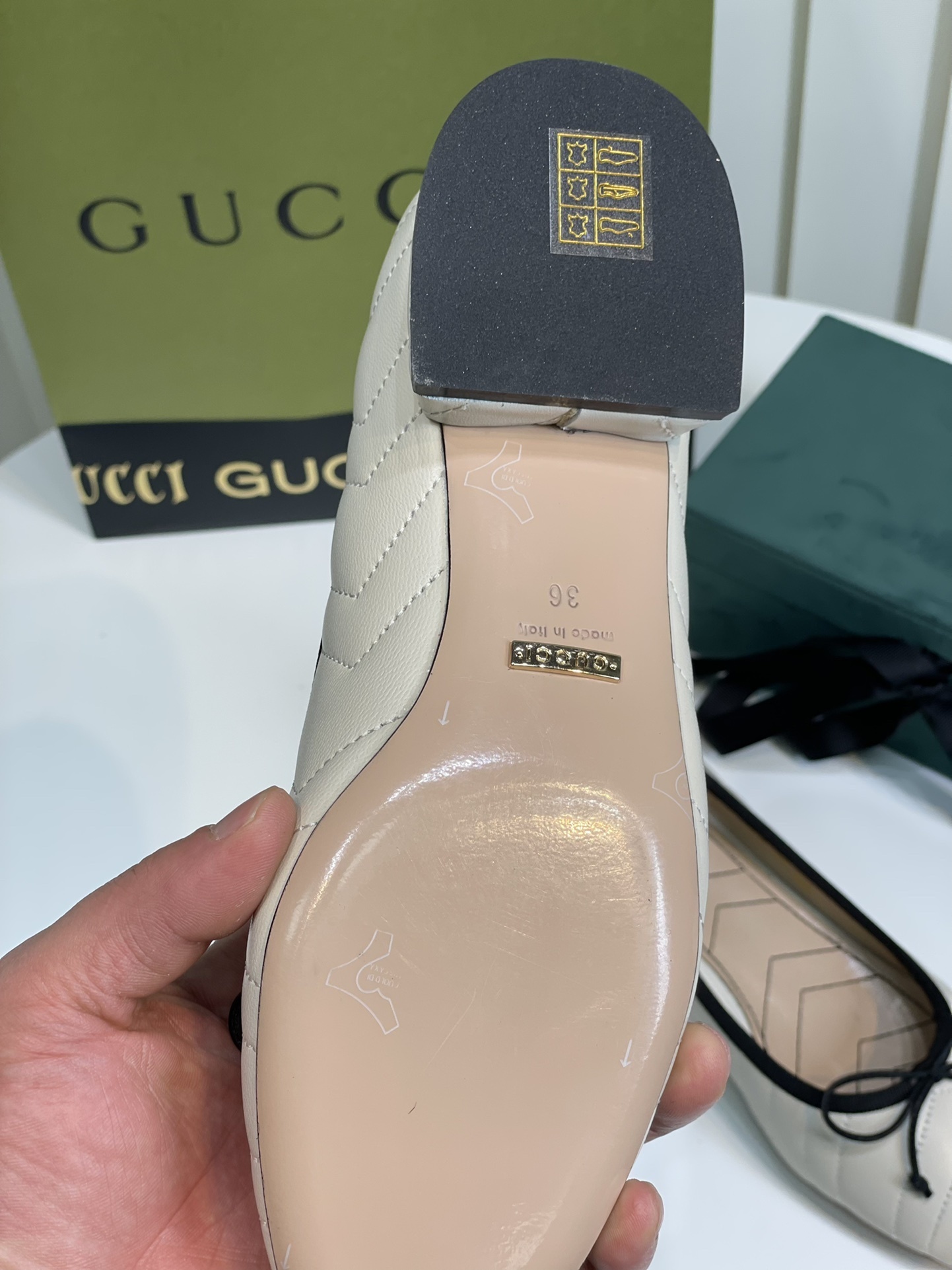 gucci shoes/sneakers-306
