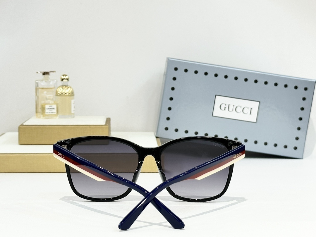 Gucci glasses -GUCCI 0007