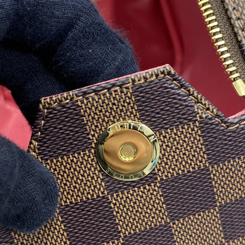 purses LV DOPP KIT TOILET POUCH M44494F1EE