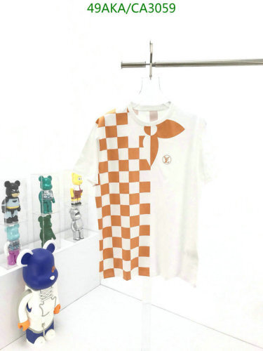 -Louis Vuitton T-Shirt Code︰ CA3059(27EF) best sellers