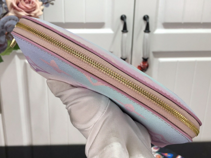 louis vuitton LV POCHETTE COSMETIQUE M5994489F6