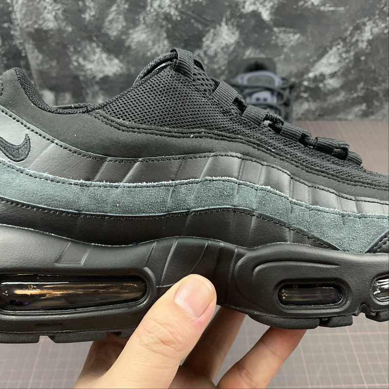 AIR MAX 95 749766-009 40-44(5538)