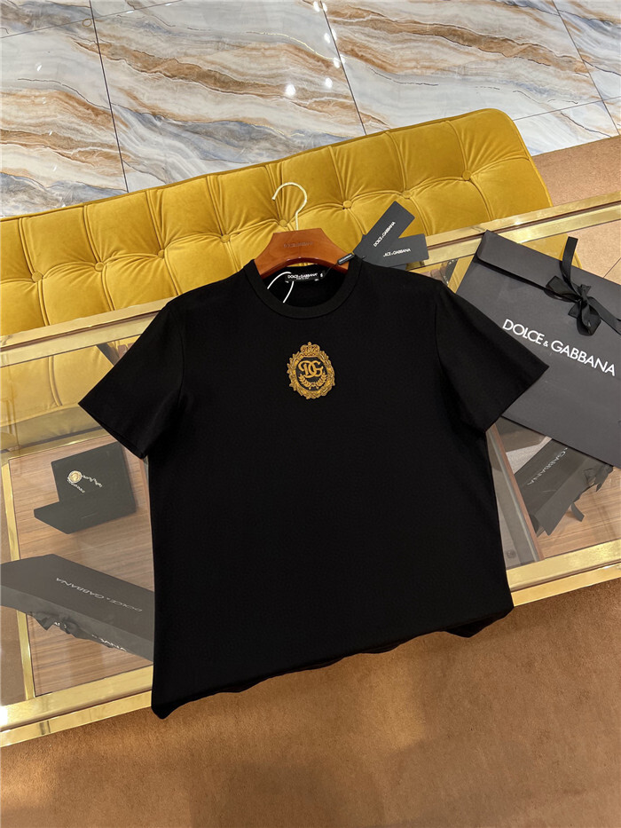 Dolce & Gabbana Clothes D﹡lce & Gabbana T Shirt Top Version $140 AFD1