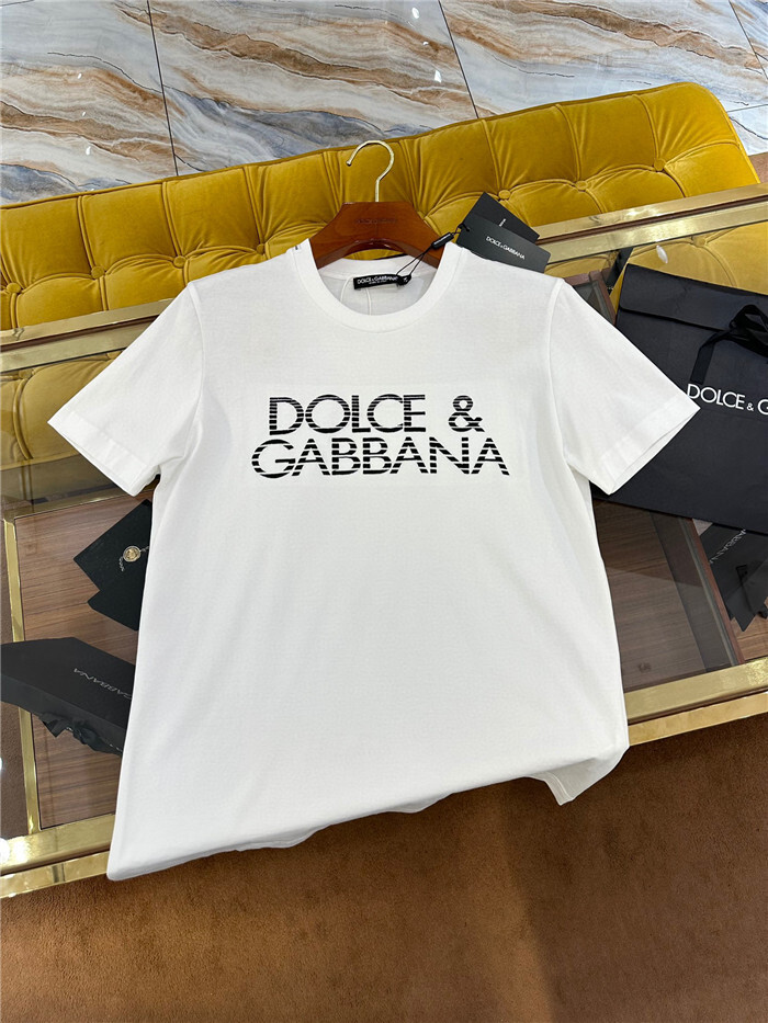 Dolce & Gabbana Clothes D﹡lce & Gabbana T Shirt Top Version $140 ACB7